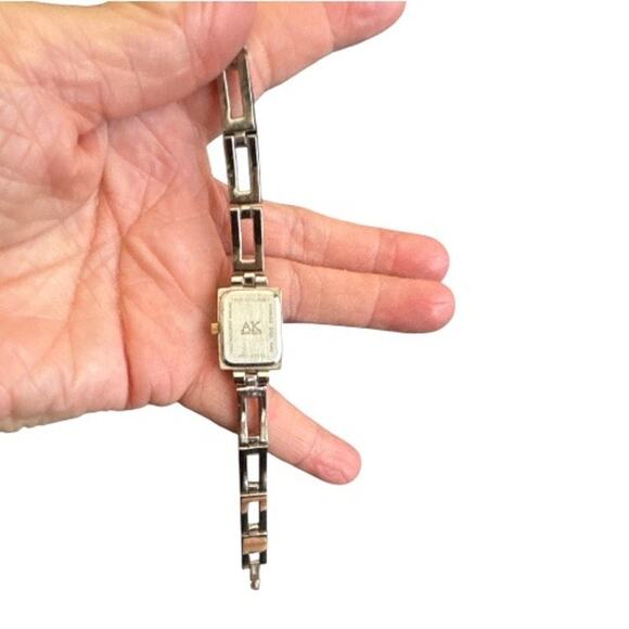 Vintage Anne Klein Silver and Gold Tone Women’s Watch - Picture 4 of 10